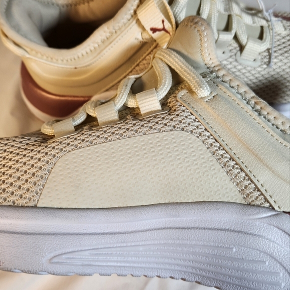 Vntg PUMA WOMENS SOFTRIDE SOPHIA COMFORT WALKING AND RUNNING SHOE SZ 7 - Picture 13 of 15